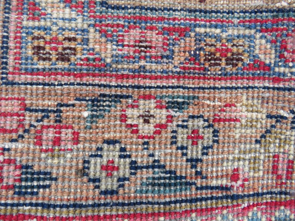 AN ORIENTAL RUG - 330 X 225 CM - Image 8 of 14