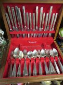 A CANTEEN OF COMMUNITY BY ONEIDA CUTLERY (CONTENTS UNCHECKED)