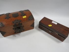 A SMALL MAHOGANY SEWING BOX WITH CONTENTS TOGETHER WITH A SMALL WOODEN CASKET