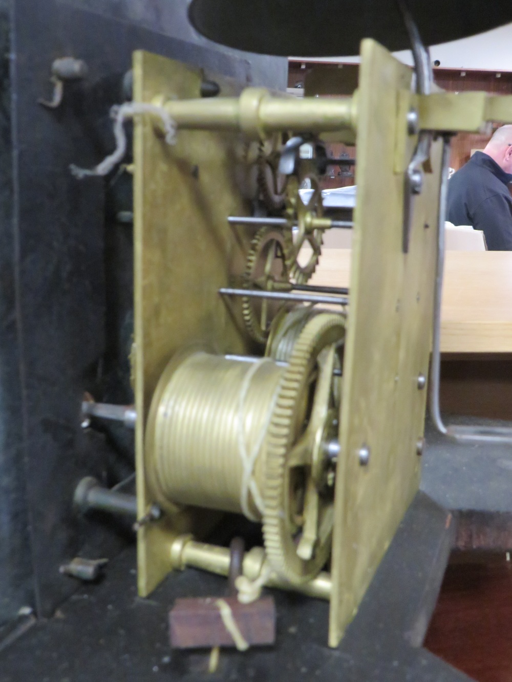 AN ANTIQUE OAK BRASS FACED LONGCASE CLOCK BY THOMAS VERNON OF LUDLOW - WITH EIGHT DAY MOVEMENT - - Image 8 of 9