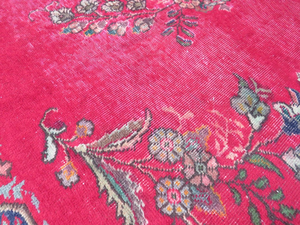 AN ORIENTAL PERSIAN RUG - 315 X 185 CM - Image 3 of 10