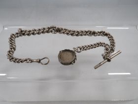 A HEAVY HALLMARKED SILVER GRADUATED ALBERT WATCH CHAIN AND T -BAR WITH MOUNTED SILVER LATE VICTORIAN