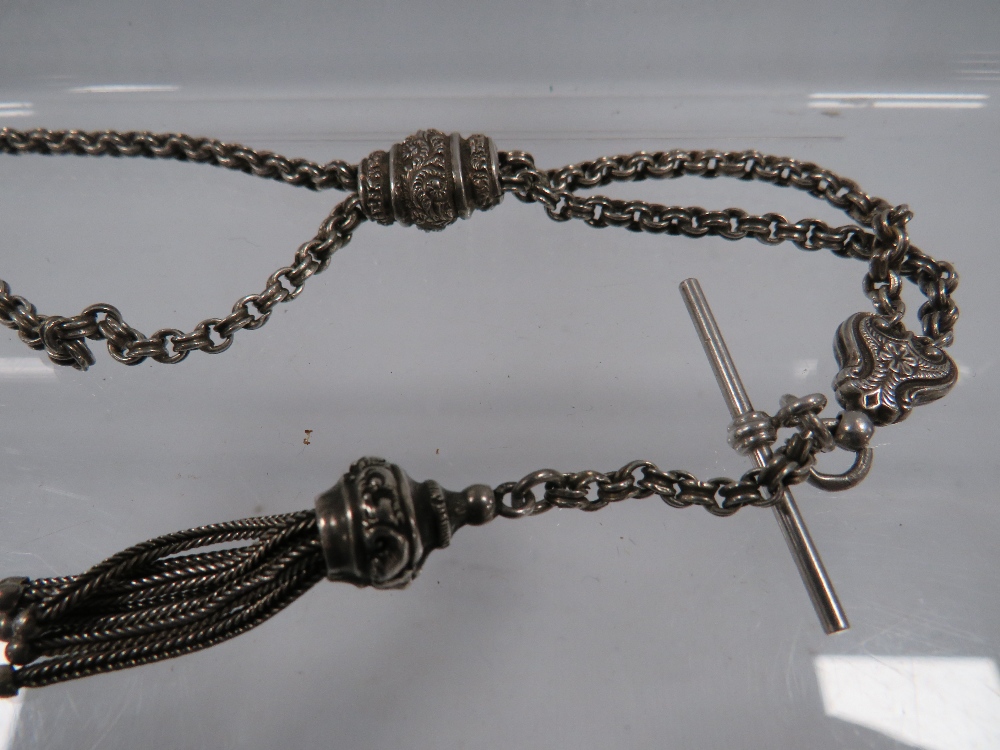 A VICTORIAN TYPE SILVER LADIES ALBERTINA WATCH CHAIN - Image 2 of 3