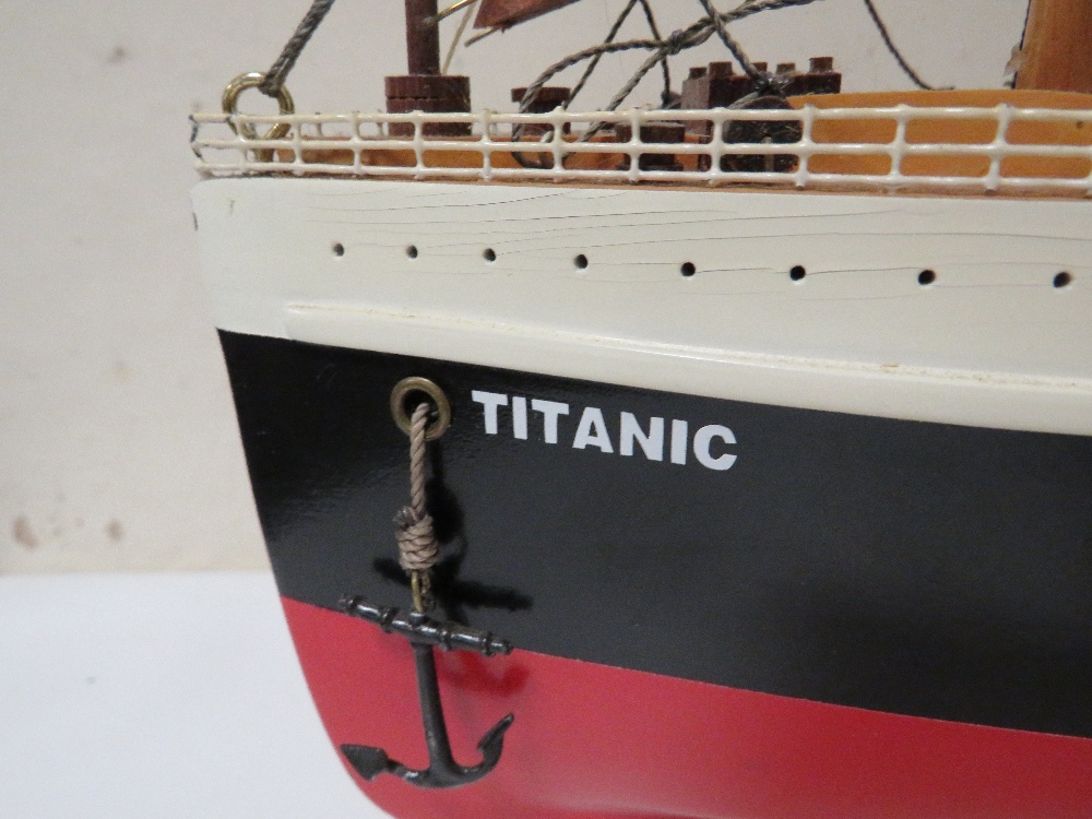 A SCRATCH BUILT MODEL OF THE TITANIC - Image 4 of 6