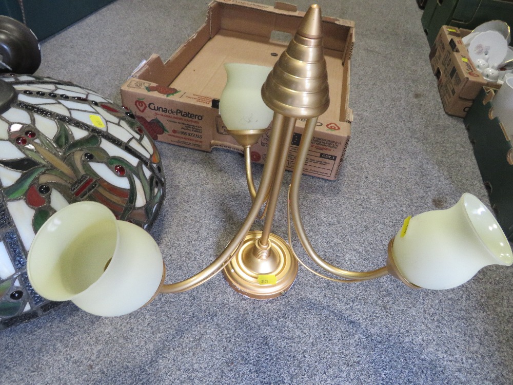 A TIFFANY STYLE LAMP SHADE TOGETHER WITH A CEILING LIGHT FITTING - Image 3 of 3