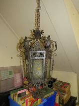 A VINTAGE HANGING WROUGHT IRON LANTERN APPROX H-64 CM