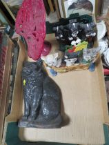 A TRAY OF CAST IRON TO INCLUDE A BLACK CAT DOORSTOP ETC