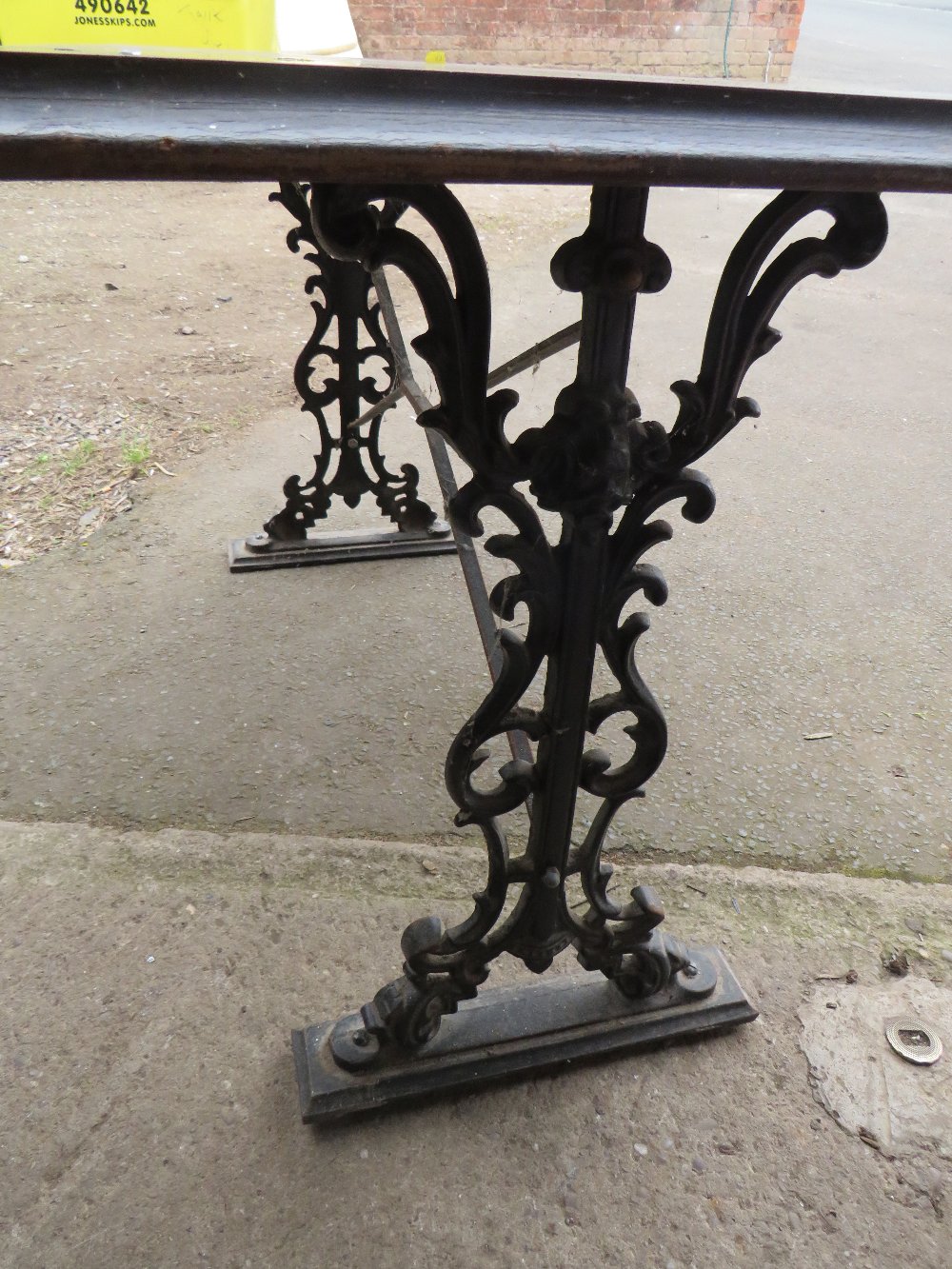 A CAST IRON TABLE AND A PEDESTAL TABLE BASE - Image 2 of 5