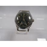 A VINTAGE MILITARY WRISTWATCH BY HELVETIA