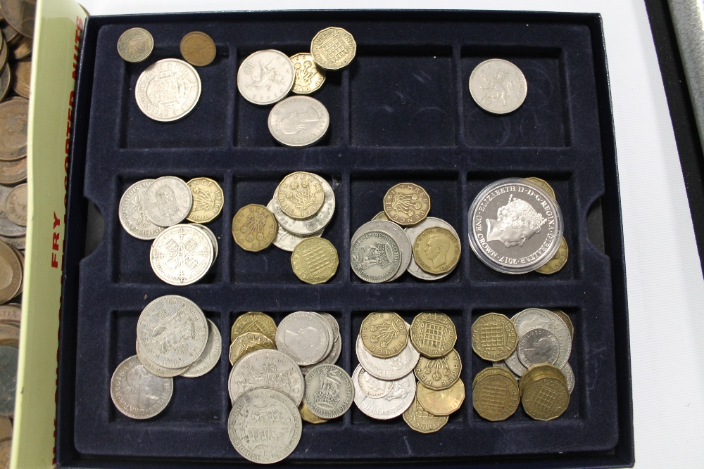A COLLECTION OF MAINLY BRITISH COINS, LOOSE AND ALSO IN GIFT PACKS - Image 4 of 5