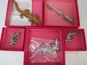 FIVE REPTILE THEMED BUTLER AND WILSON JEWELLERY ITEMS, comprising a articulated crocodile brooch - L