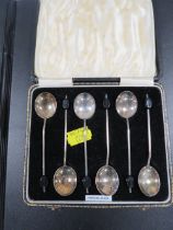 A CASED SET OF SIX SILVER COFFEE BEAN SPOONS