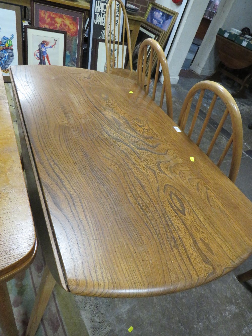 AN ERCOL STYLE DROPLEAF TABLE WITH FOUR HOOPBACK CHAIRS - Image 3 of 3