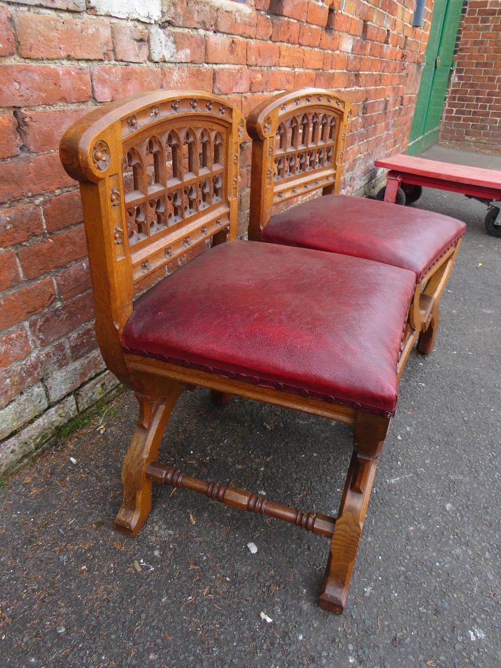 A HEAVY PAIR OF ECCLESIASTICAL OAK CARVED CHURCH STOOLS - 'ST MARYS ABBEY' - Image 4 of 4