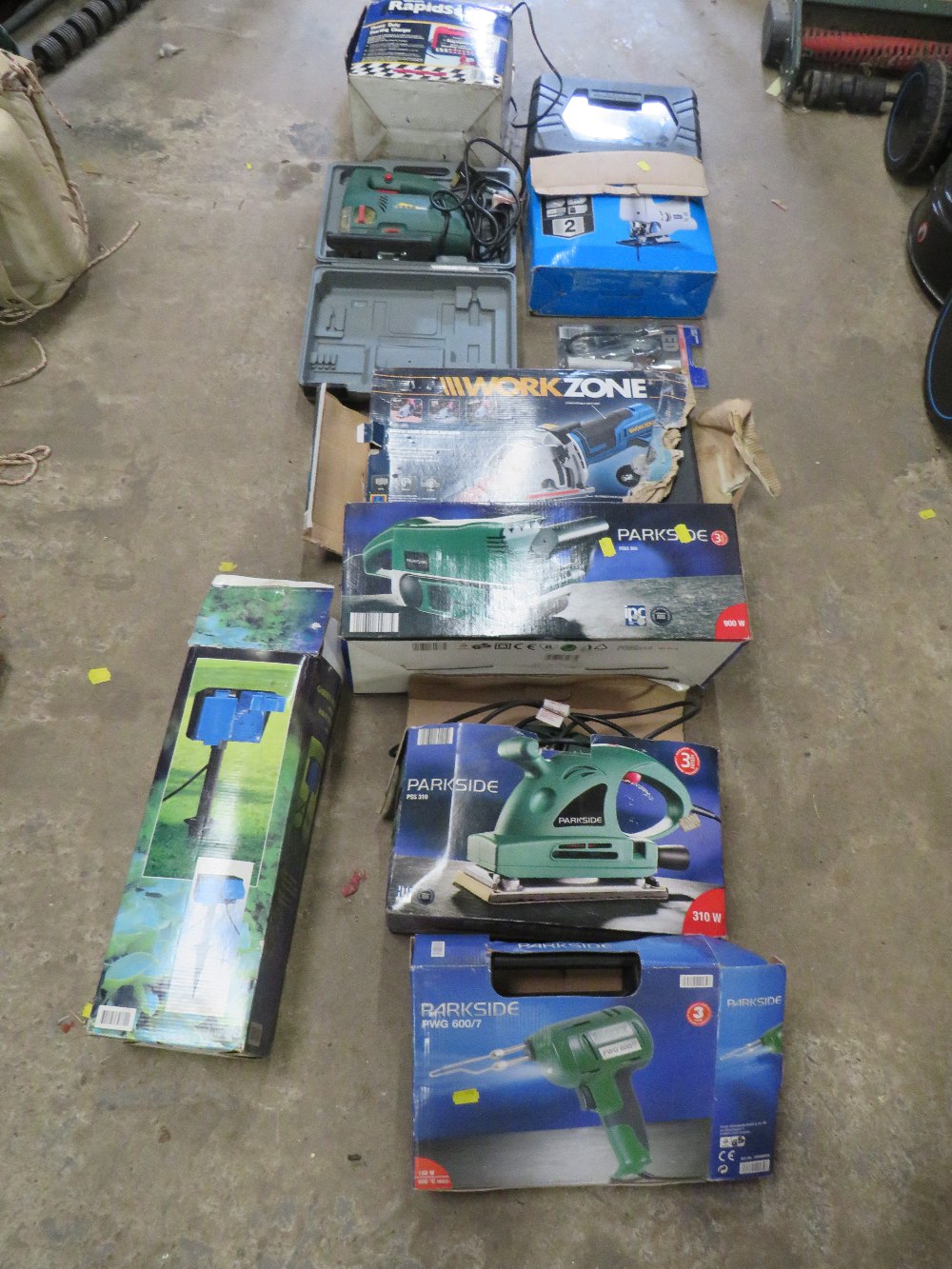 A QUANTITY OF BOXED ELECTRIC TOOLS TO INCLUDE A CIRCULAR SWA, SANDER ETC