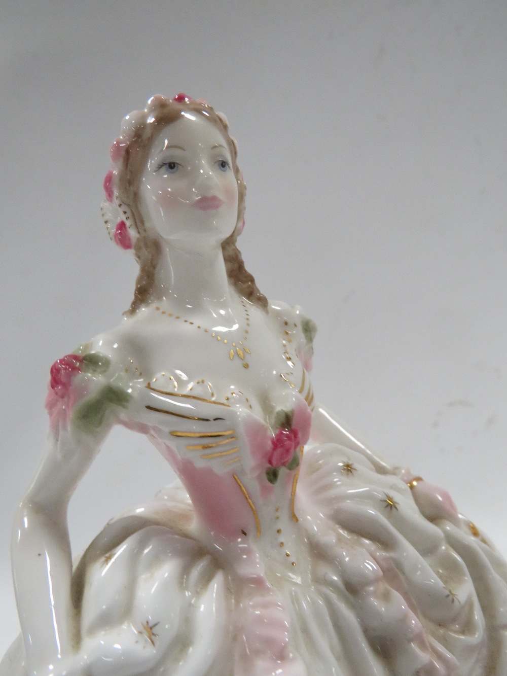 ROYAL WORCESTER LIMITED EDITION GOLD STAMP FIGURINE "SWEETEST VALENTINE' TOGETHER WITH "ROYAL - Image 2 of 4