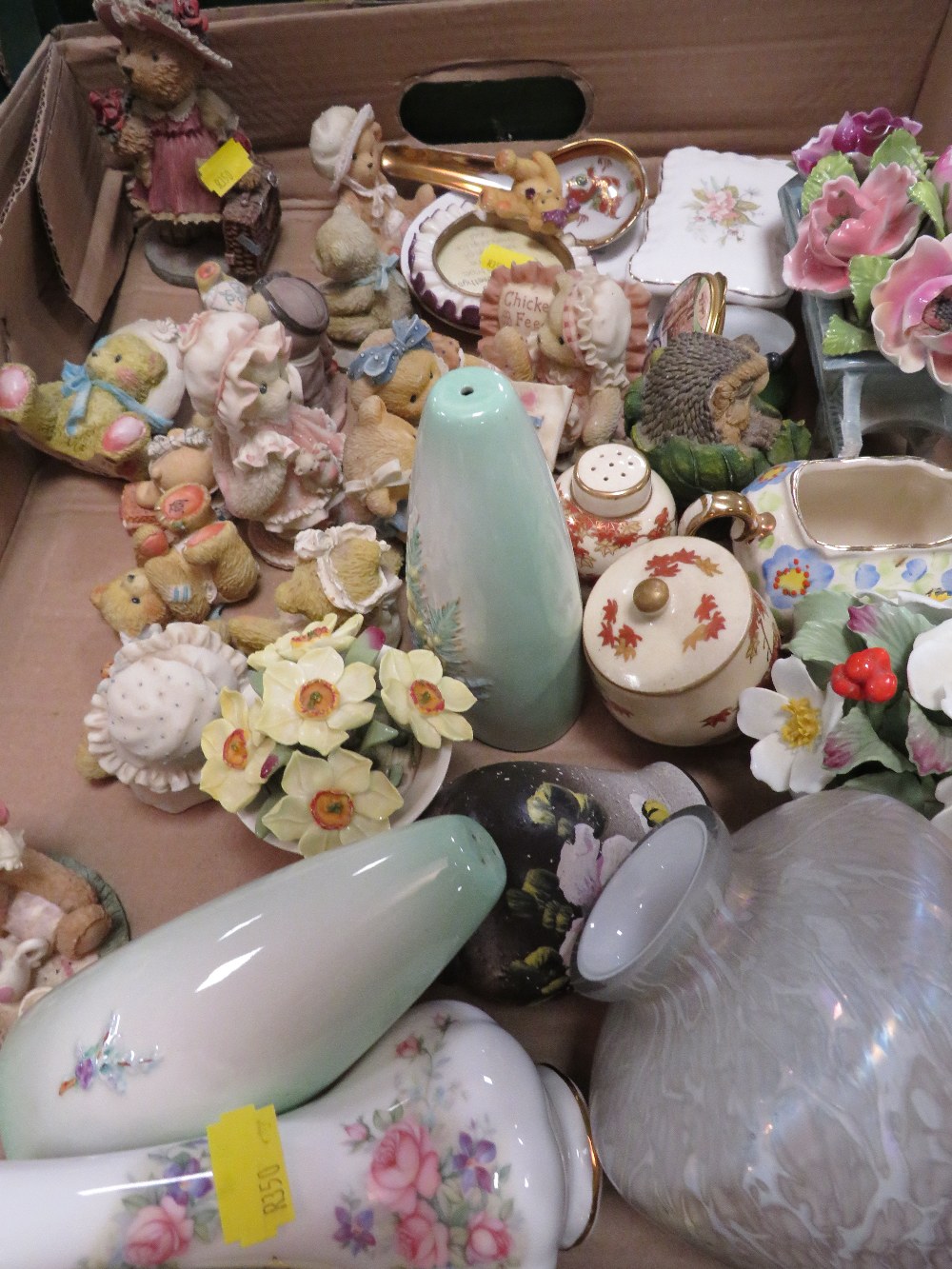 THREE TRAYS OF CERAMICS AND COLLECTABLE'S TO INCLUDE CHERISHED TEDDIES - Image 2 of 6