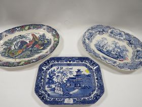 THREE VINTAGE SERVING PLATES TO INCLUDE BLUE /WHITE EXAMPLE