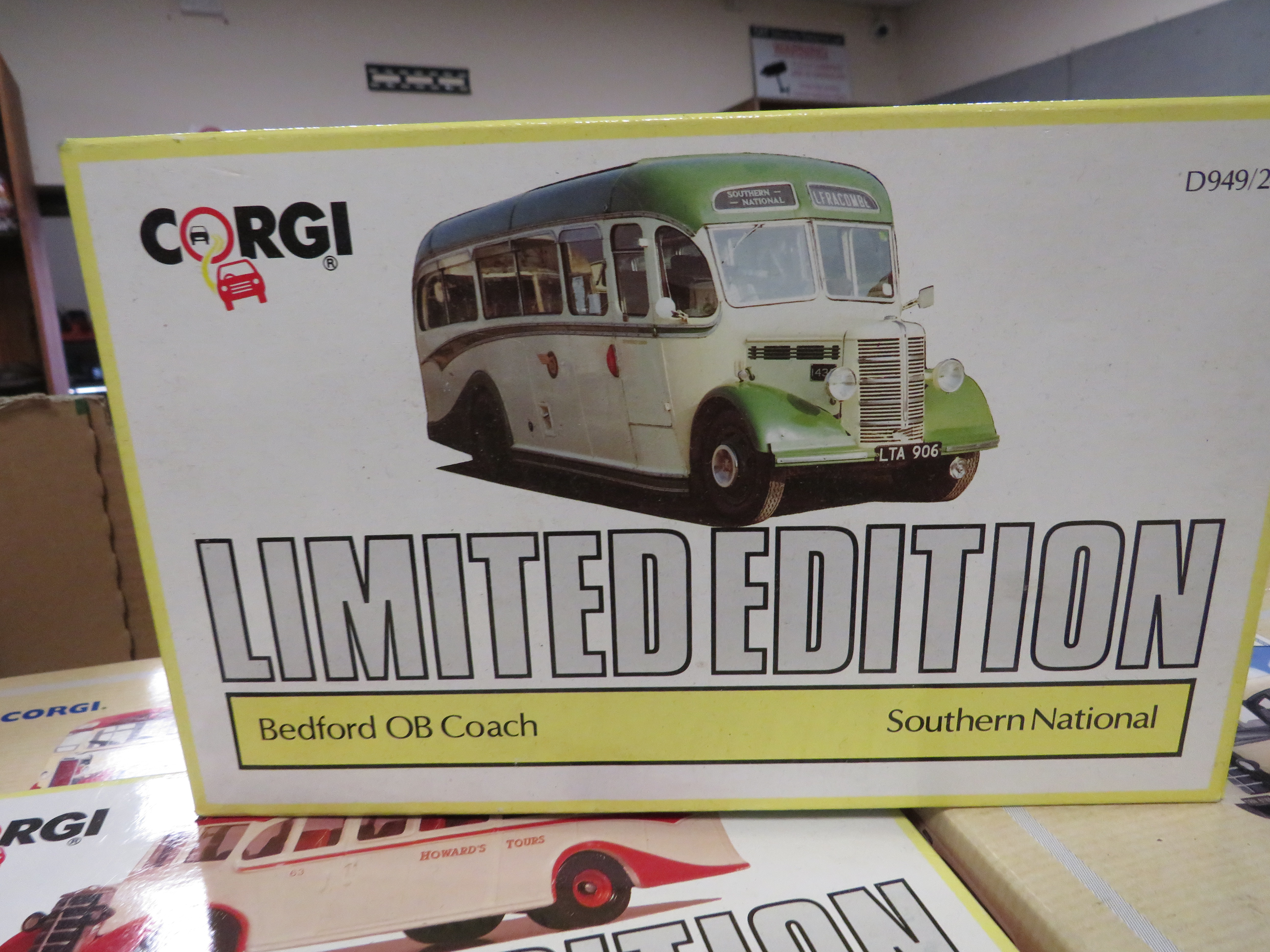 TWELVE BOXED CORGI COACHES LIMITED EDITION WITH CERTIFICATES - Image 2 of 4