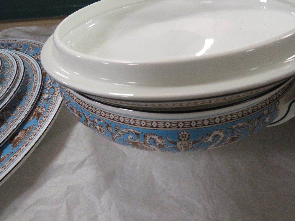 A BOX CONTAINING WEDGWOOD FLORENTINE TUREEN, PLATES ETC - Image 2 of 5