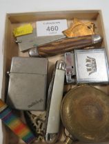 A SMALL TRAY OF COLLECTABLE'S TO INCLUDE POCKET KNIVES, CIGARETTE LIGHTERS ETC