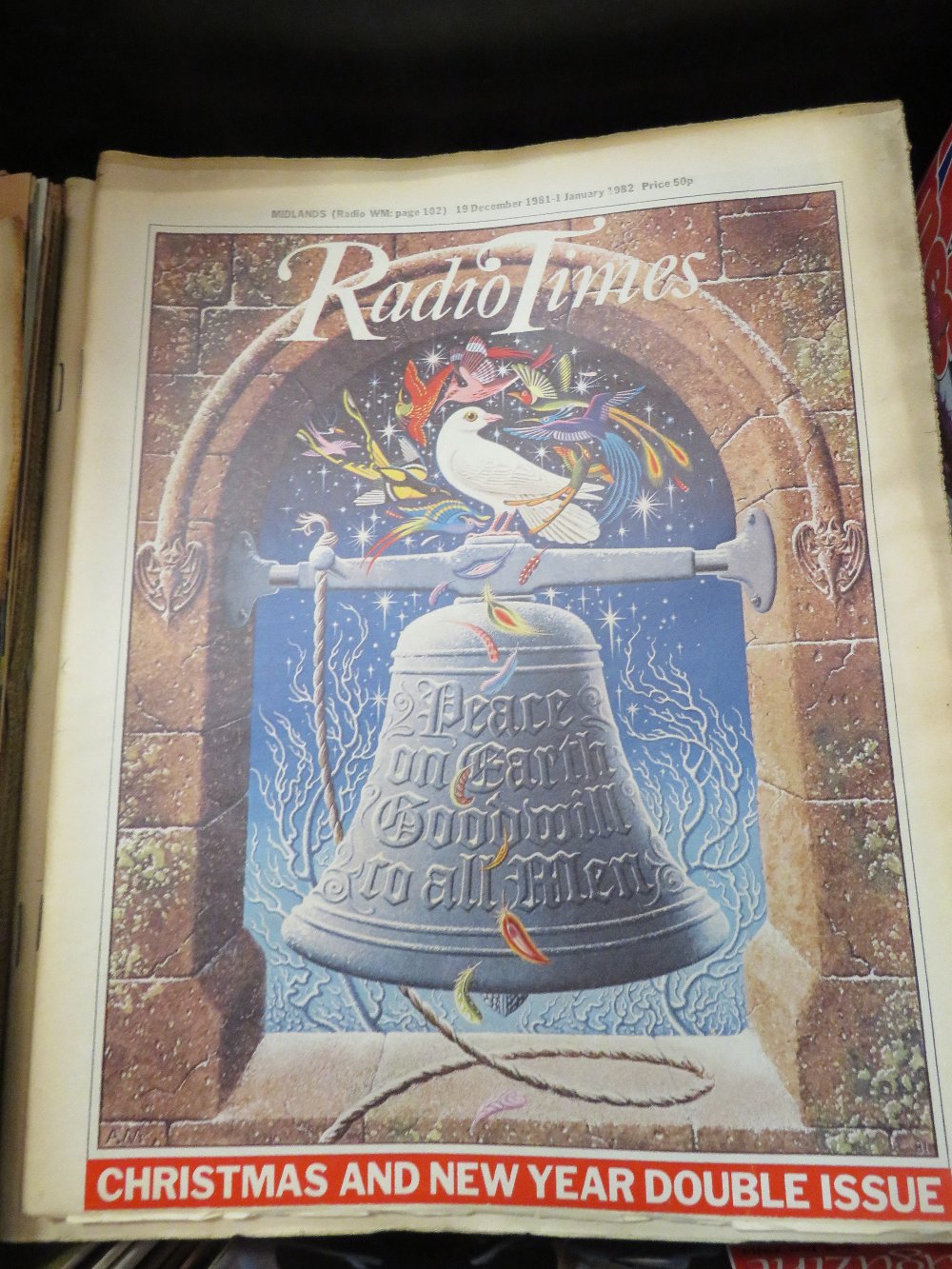 A QUANTITY OF RADIO TIMES MAGAZINES FROM THE EARLY 1980'S ETC - Image 5 of 6