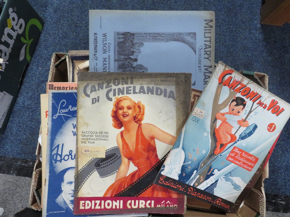 A LARGE QUANTITY OF VINTAGE MAGAZINES TO INCLUDE THE WRITE, PHOTOGRAPH GUIDE TOGETHER WITH TRAYS - Image 8 of 8