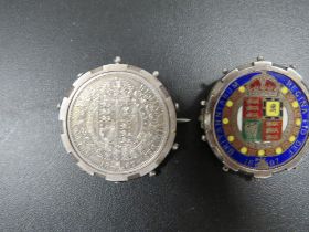 A SILVER AND ENAMEL 1887 HALF CROWN BROOCH AND SILVER 1887 HALF CROWN BROOCH