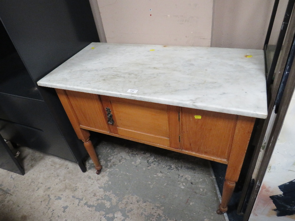 A VINTAGE MARBLE TOP WASHSTAND