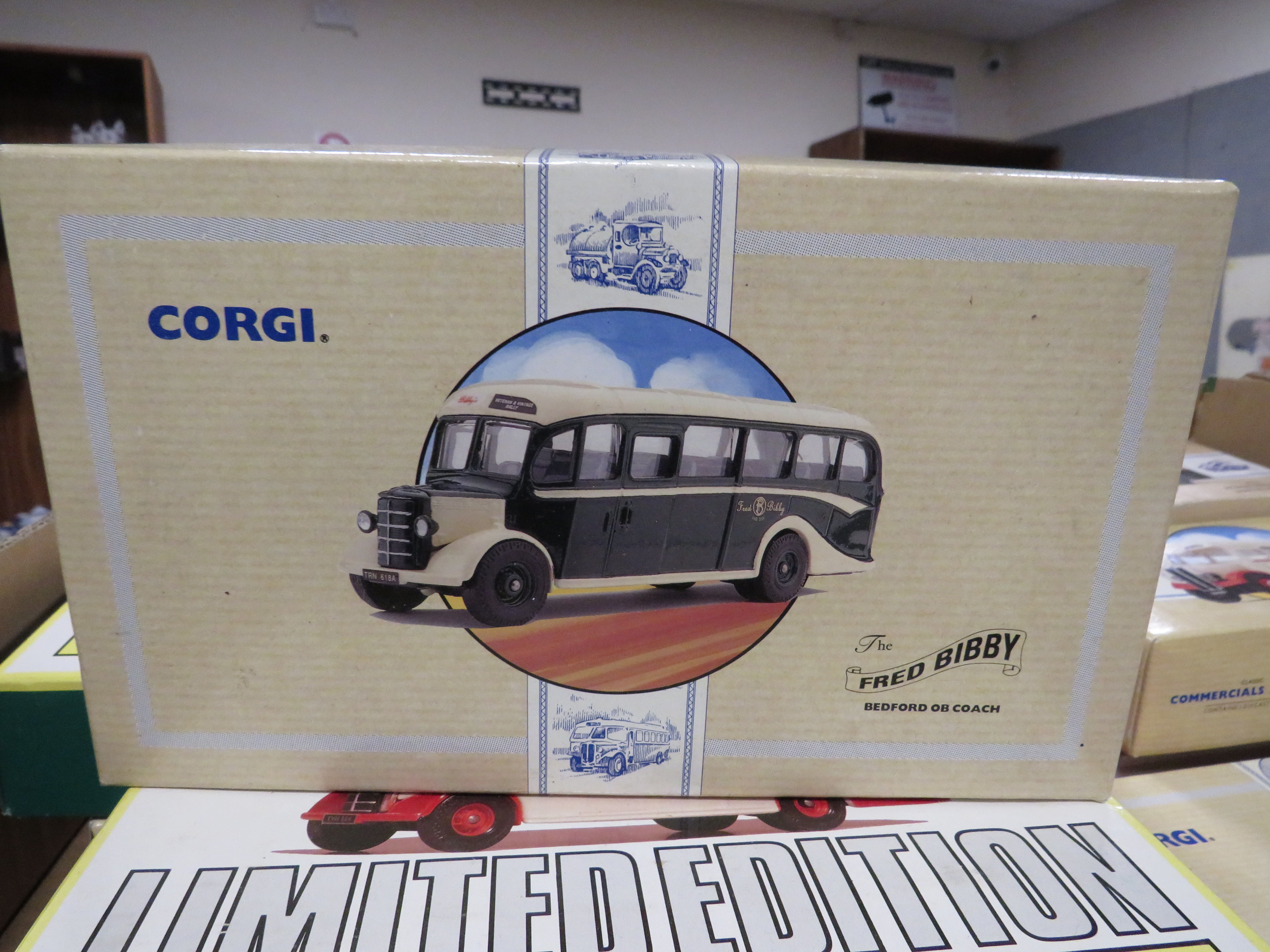 TWELVE BOXED CORGI COACHES LIMITED EDITION WITH CERTIFICATES - Image 3 of 4