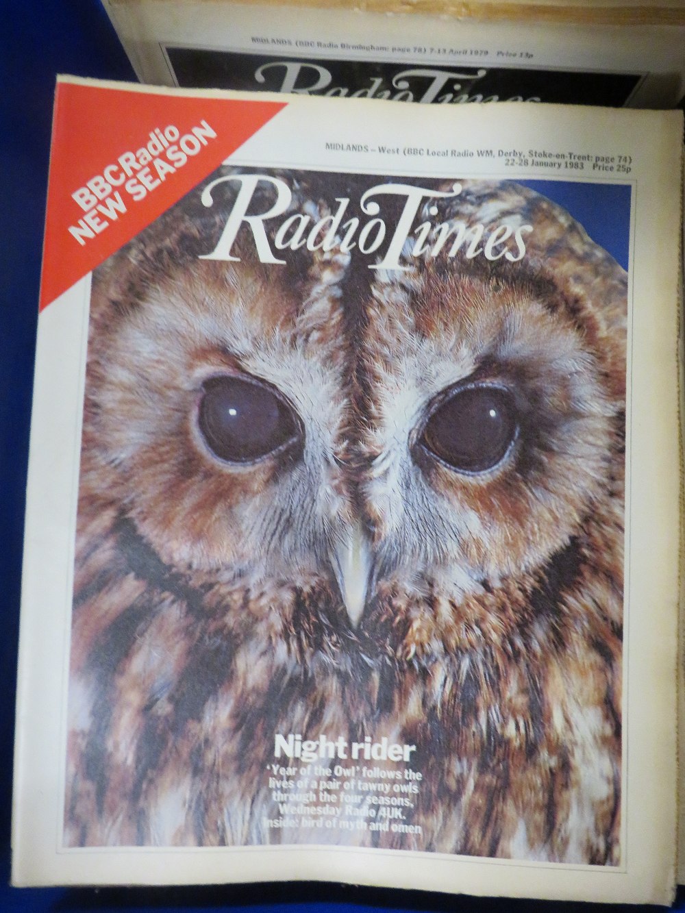 A TRAY OF RADIO TIMES MAGAZINES FROM 1980'S - Image 3 of 5