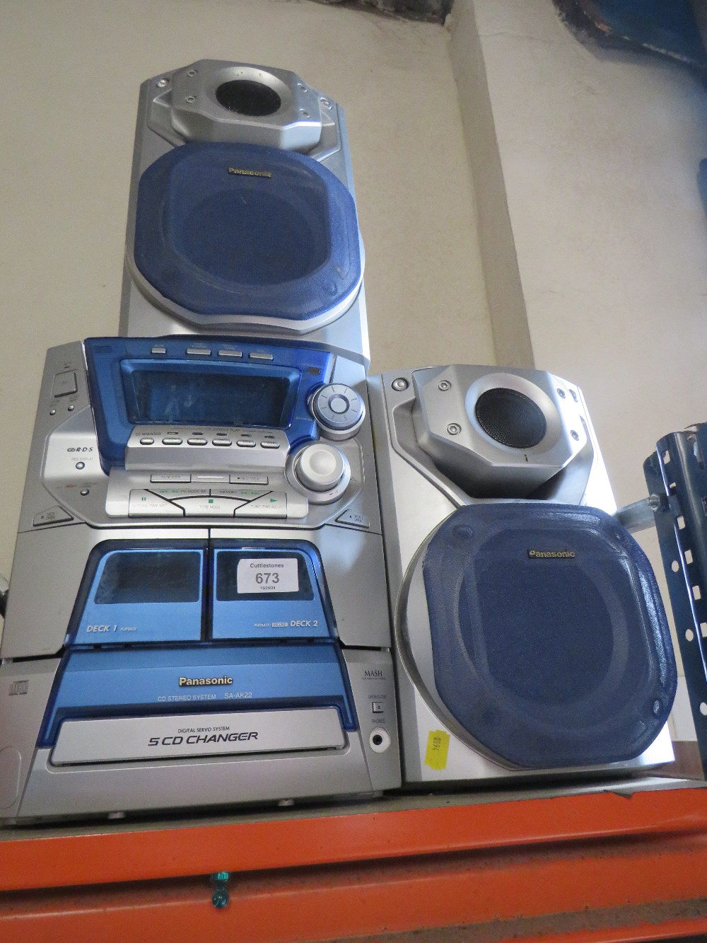 A PANASONIC 5 CD CHANGER / TAPE MIDI SYSTEM