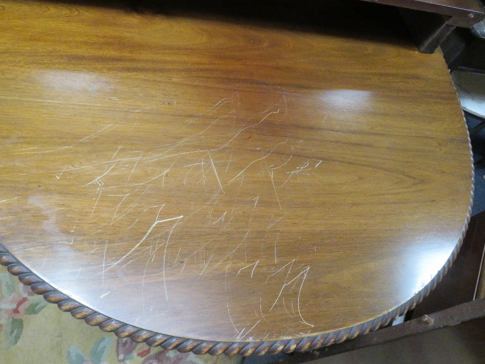 A LARGE EARLY 20TH CENTURY MAHOGANY WIND-OUT DINING TABLE ON BALL & CLAW FEET - TWO LEAVES - Image 2 of 3