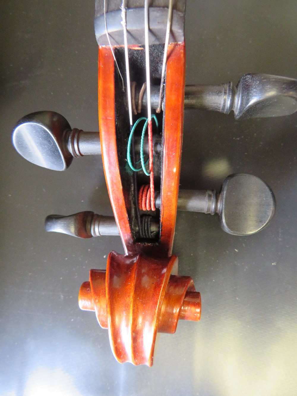 THE ARCADIA VIOLIN BY STENTOR MUSIC CO. ENGLAND - WITH ONE PIECE BACK - Image 4 of 5