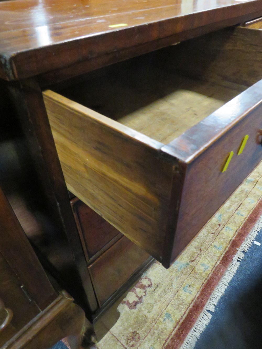 A 19TH CENTURY FOUR DRAWER CHEST - W 109.5 CM - Image 3 of 3