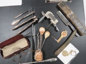 A SILVER HANDLE BUTTON HOOK AND TWEEZERS ALONG WITH A QUANTITY OF COLLECTABLES