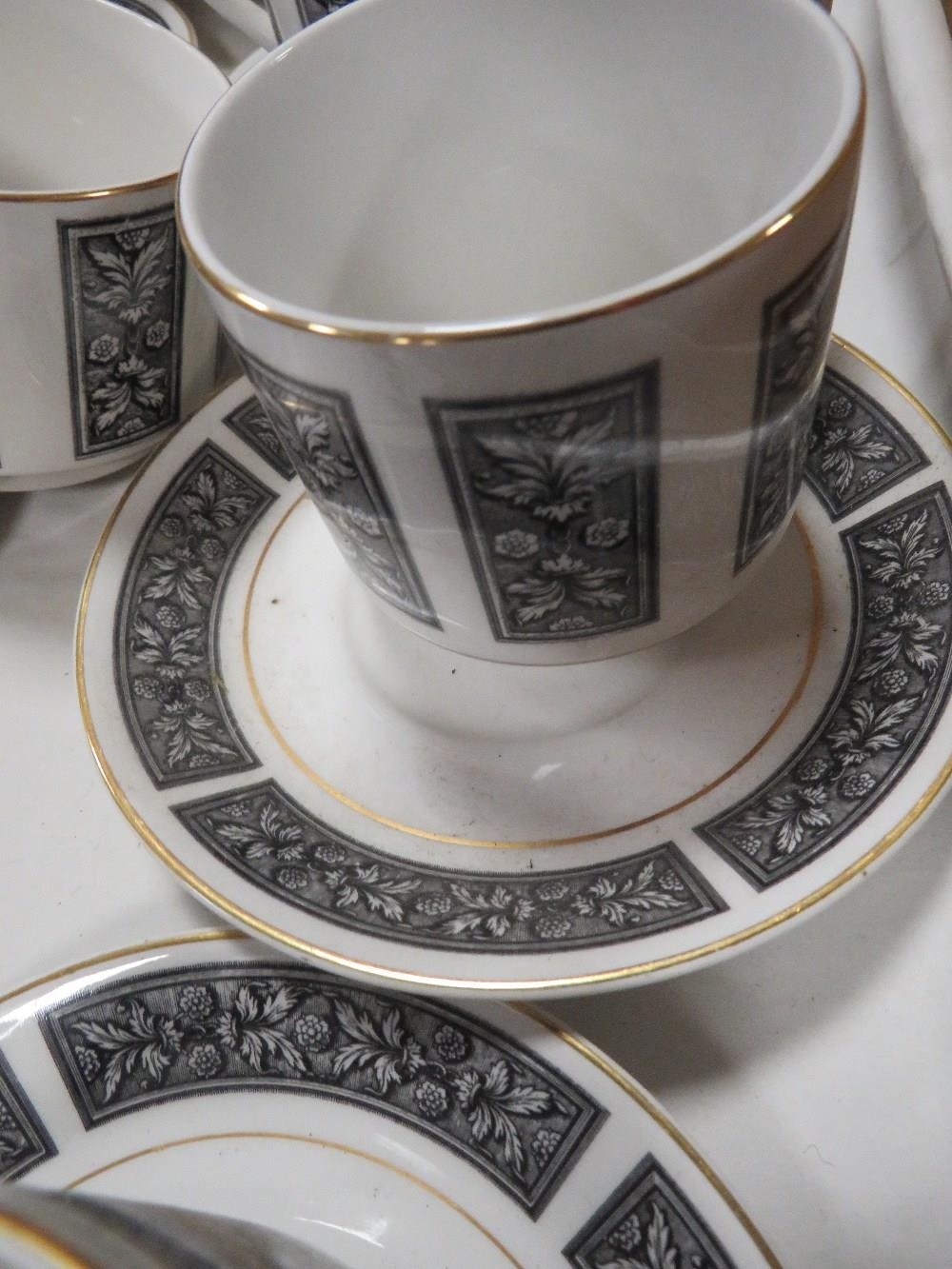 A small tray of Midwinter coffee ware - Image 2 of 3