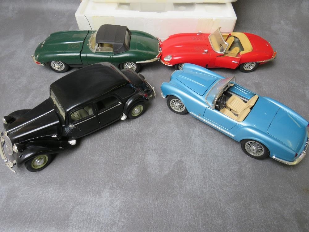 A BOXED FRANKLIN MINT FORD THUNDERBIRD, together with four unboxed 1:18 cars to include Maitso - Image 3 of 3