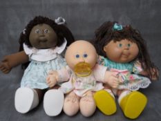 Three vintage Cabbage Patch Dolls together with another doll (4)
