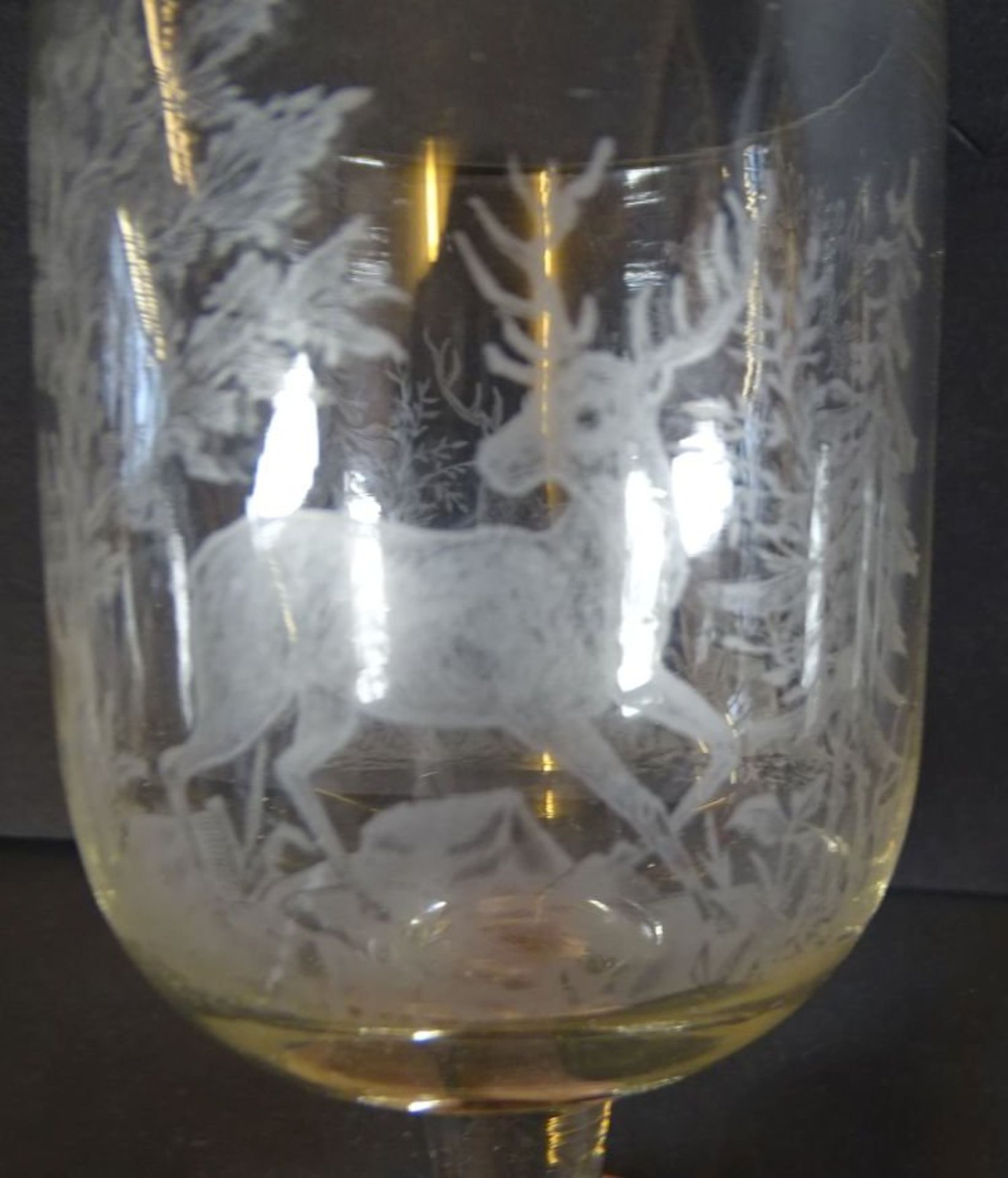 altes Weinglas mit Hirschdarstellung, um 1900, H-16 cm - Bild 4 aus 5
