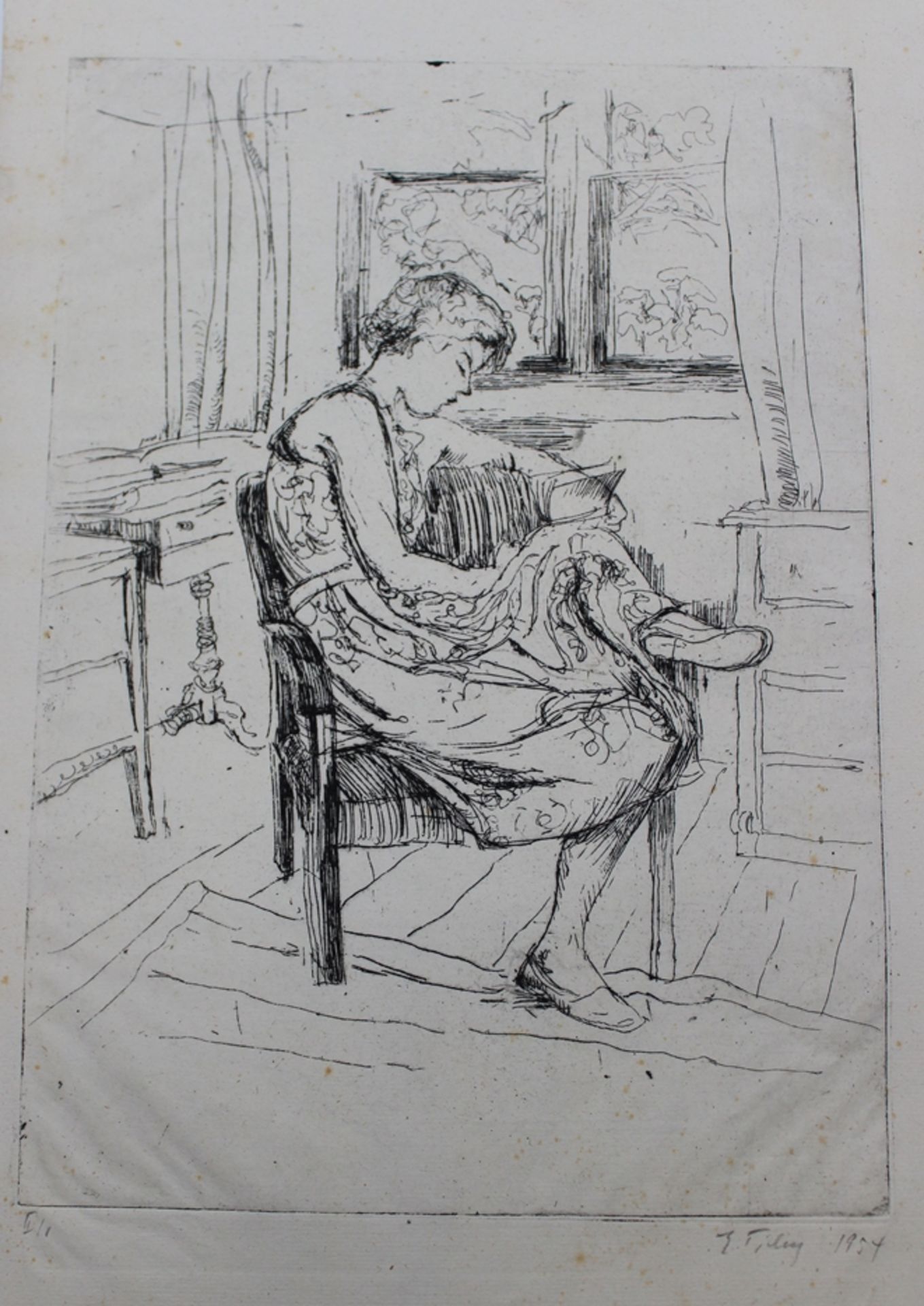 wohl Josef TICHY (1922-2001), lesende Frau, Radierung, Blatt mit Läsuren, ungerahmt, BG 38 x 25cm.