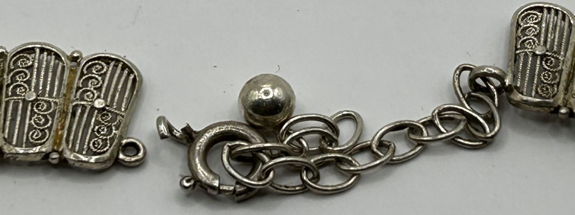 Silbercollier-800-, Filigran, L-ca. 44 cm, Öse an Schliesse verbogen, 26,1 gr - Bild 4 aus 4