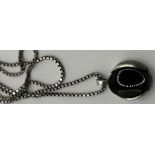 Silberkette mit Anhänger-835-, schwarzer Stein, 5,7 gr., Kette 40 cm