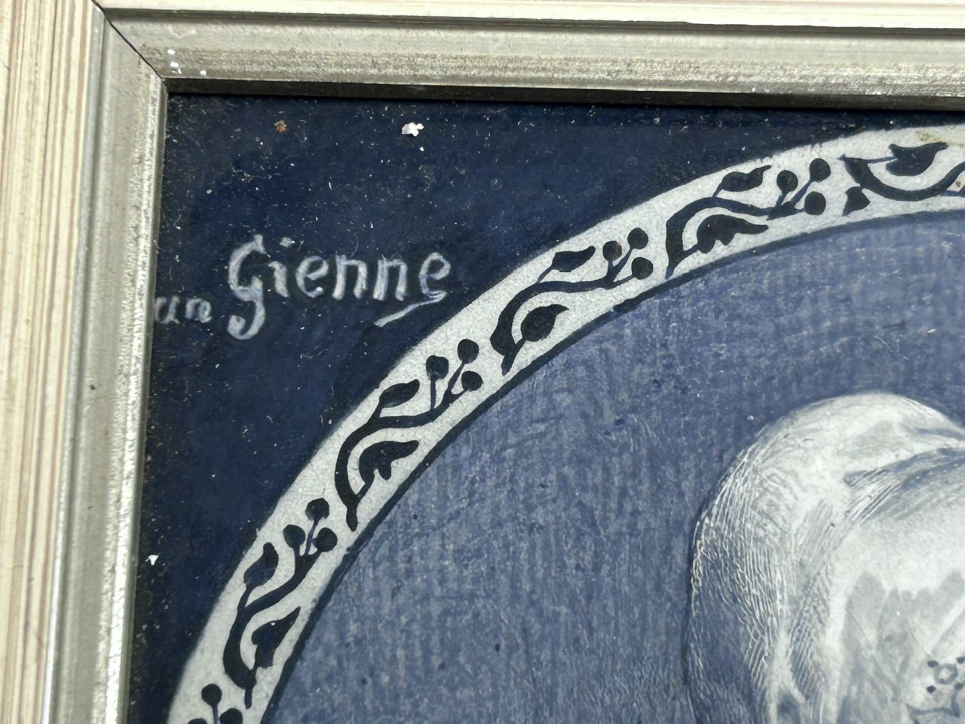 van Gienne signierte 2 Portrait-Fliesen, Blaumalerei, gerahmt, je ca. 14x14 cm - Bild 5 aus 5