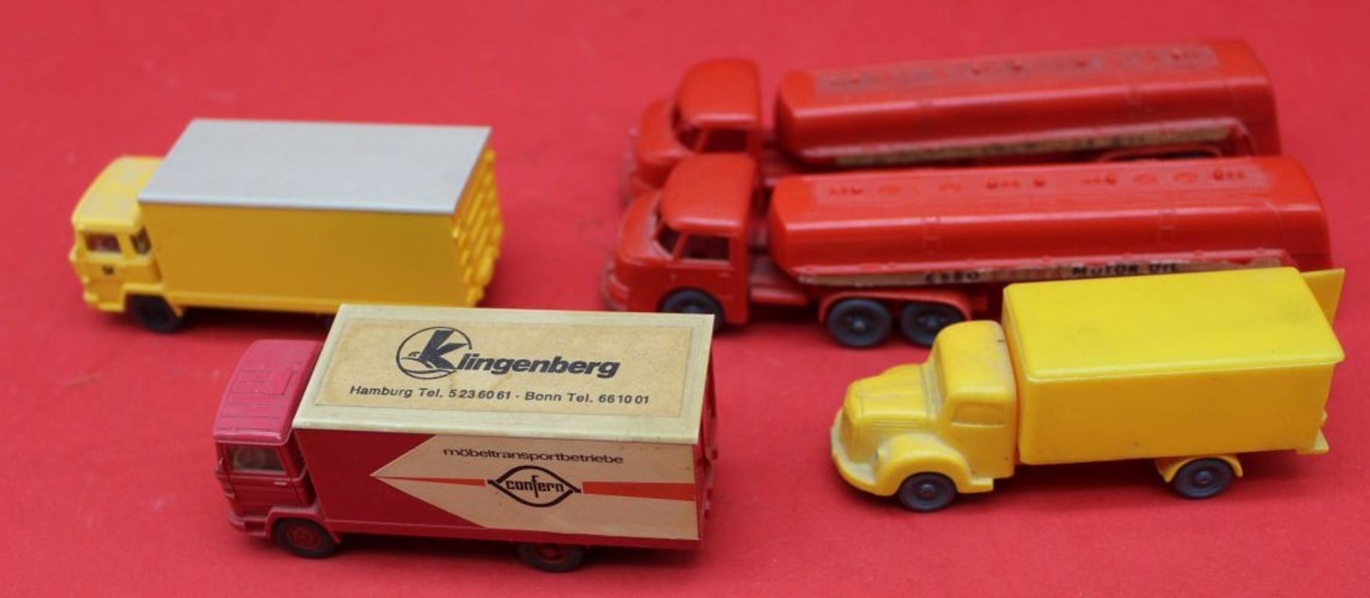 7x Wiking Autos, 3x Tanklastzüge, LKW,`s ein Bus,