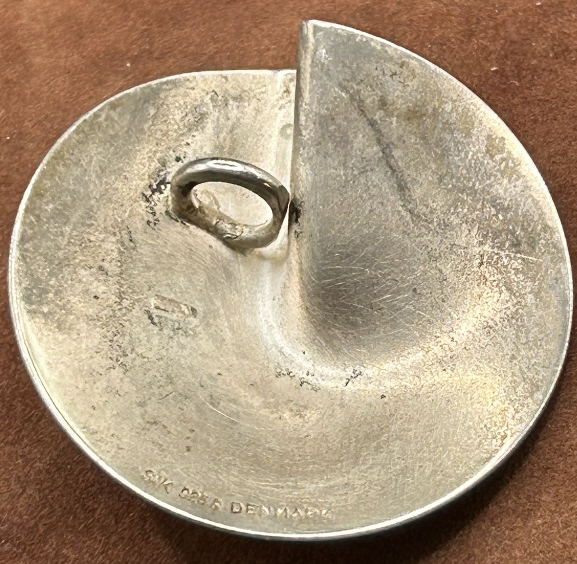 moderne Silber-925- Brosche, "SIK" Denmark, 5x4,2 cm, 14,5 gr. - Image 2 of 4
