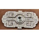 Art Deco Brosche, unleserl. signiert, klare Steine, versilber, 6x3,5 cm, 25,7 gr