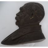 gr. Bronze-Wandrelief "Reichskanzler Bismarck", 28x24 cm