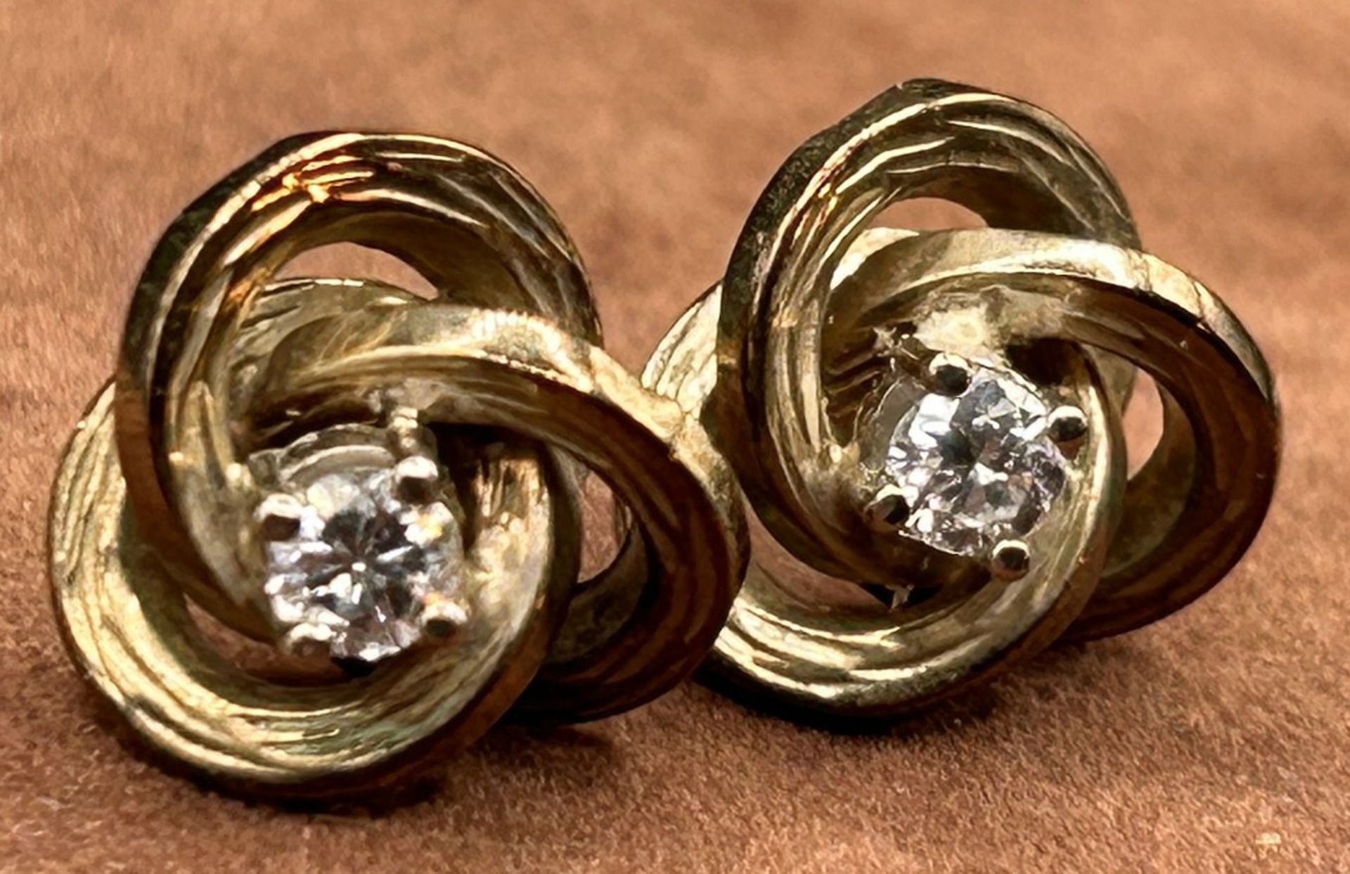 Paar Gold-Ohrstecker-333-, Diamanten, Schieber fehlen, 2,1 gr.