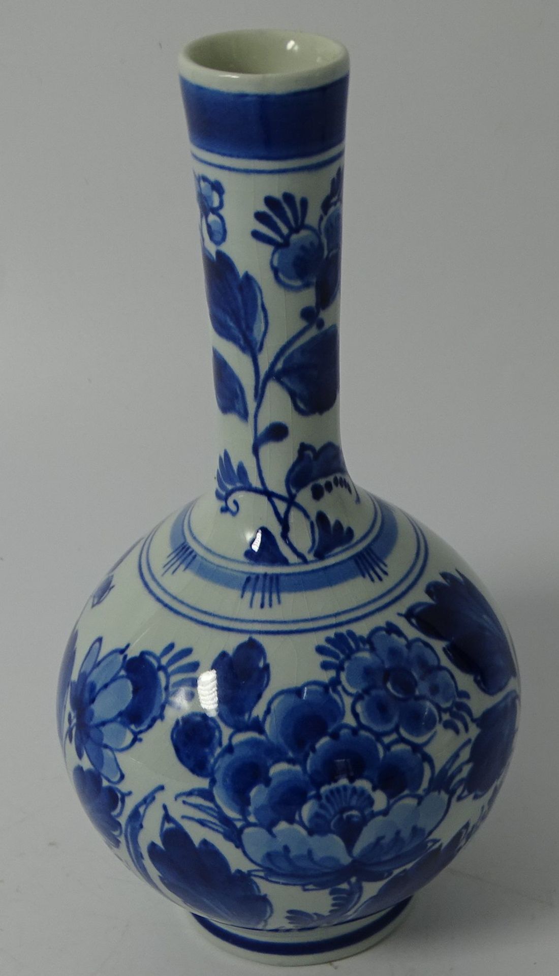 3 Teile Delft mit Blaumalerei Delft Vase mit Blaumalerei, H.-21 cm, Krug , Stand mit Abplatzer, H-1 - Bild 10 aus 12